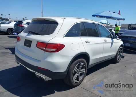 2018 Mercedes-Benz Glc 300 z USA, uszkodzony, nr VIN WDC0G4JB0JV019651
